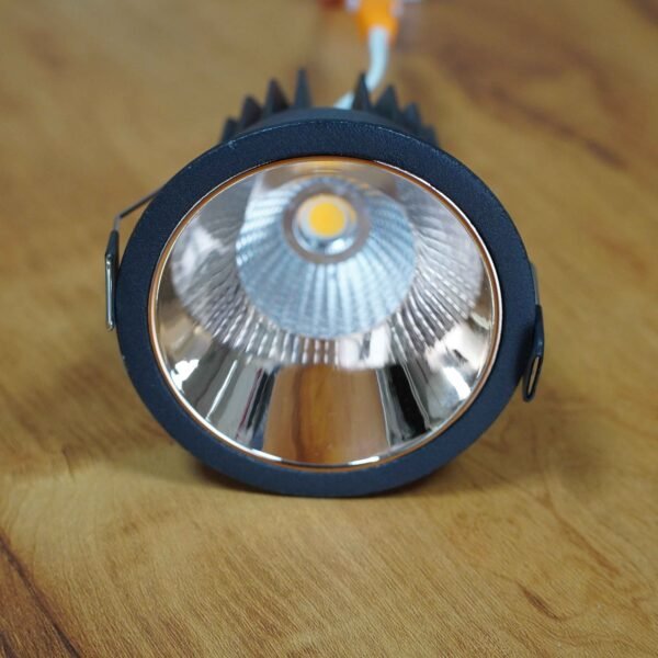 ARC COB LIGHT